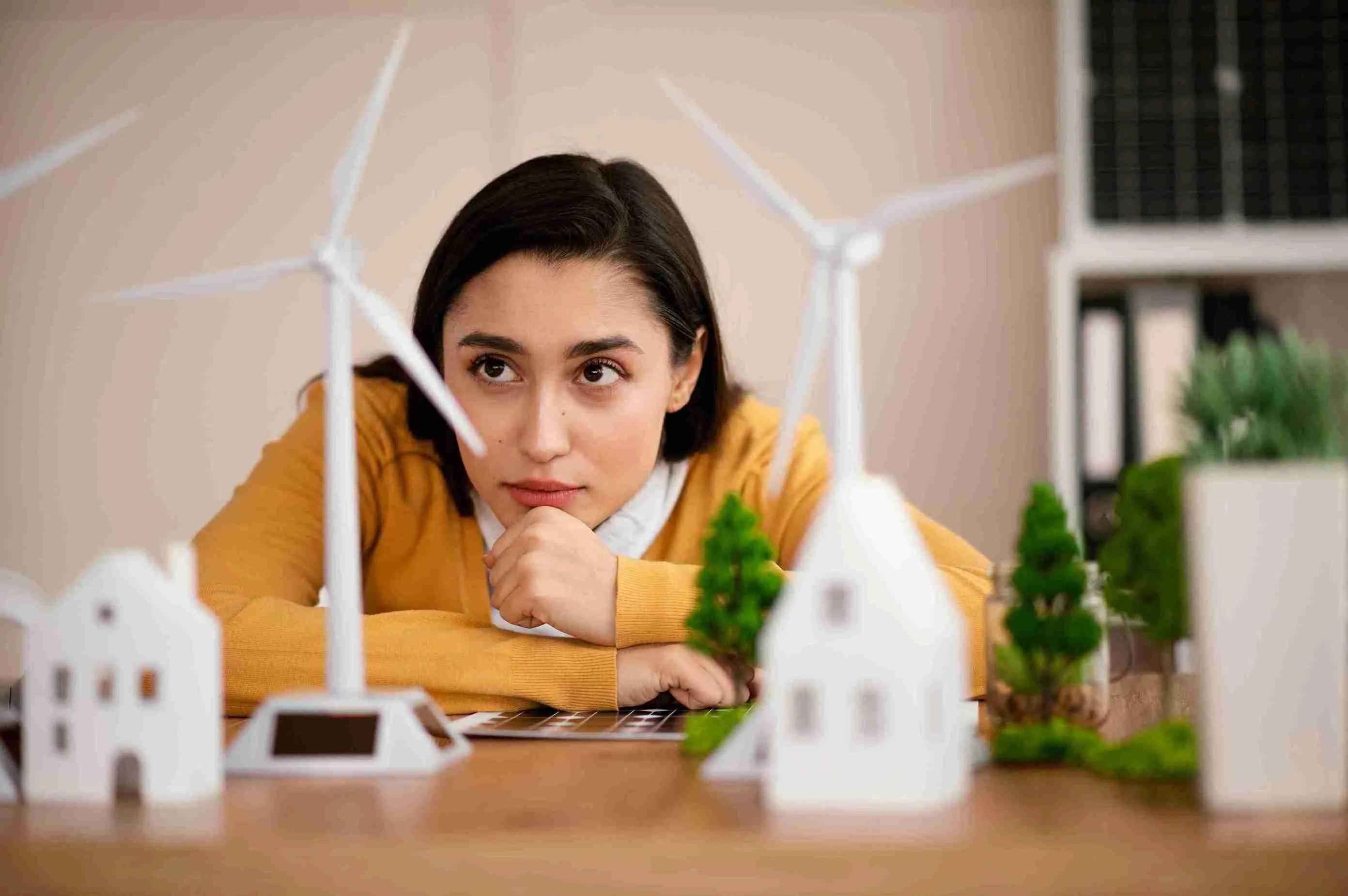 woman-office-working-environment-project_11zon