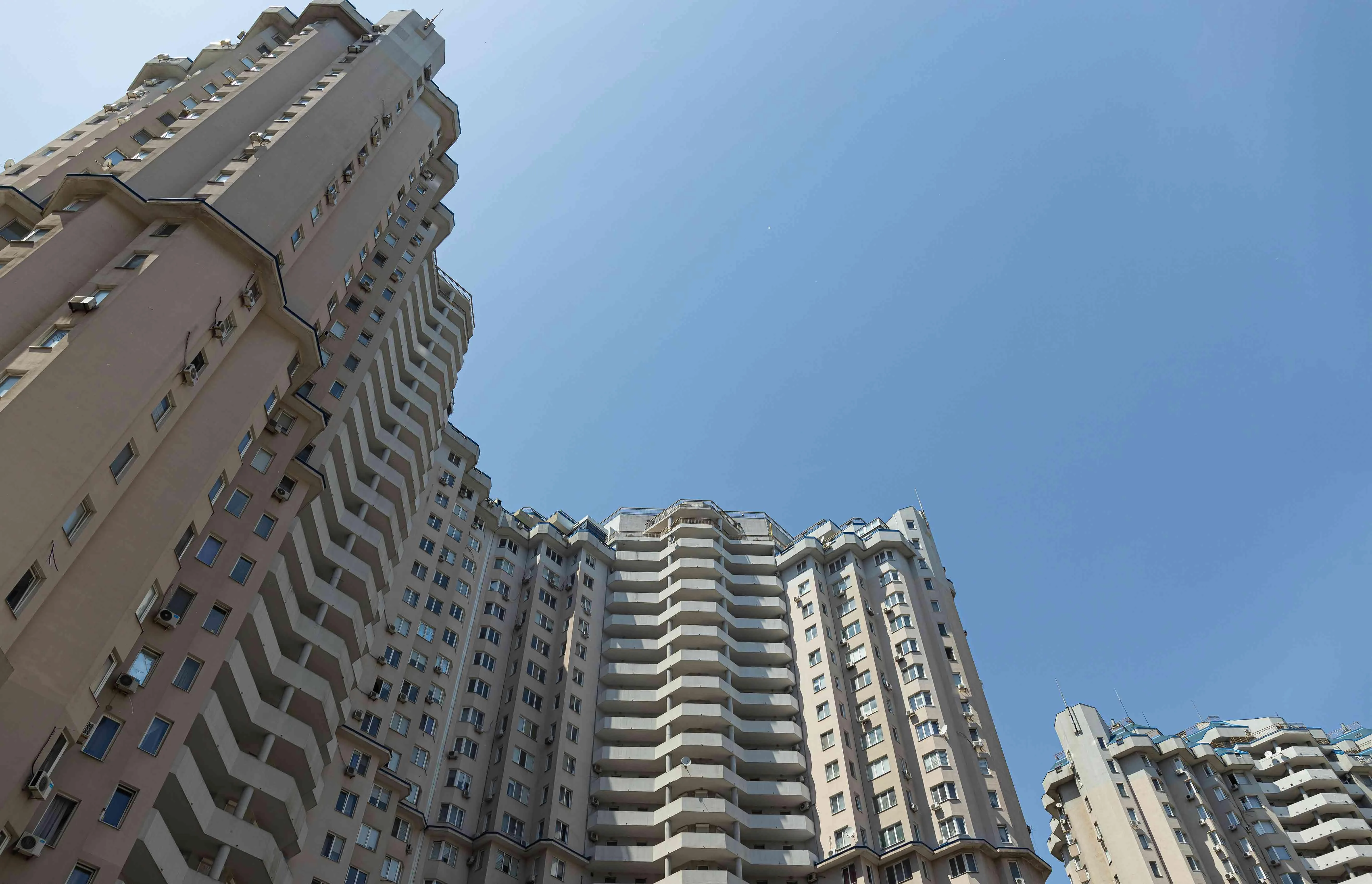Raheja Residency Overview